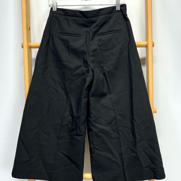 H&M Black wide leg cropped pants w/ gold sailor button accent size 6 - Picture 6 of 11